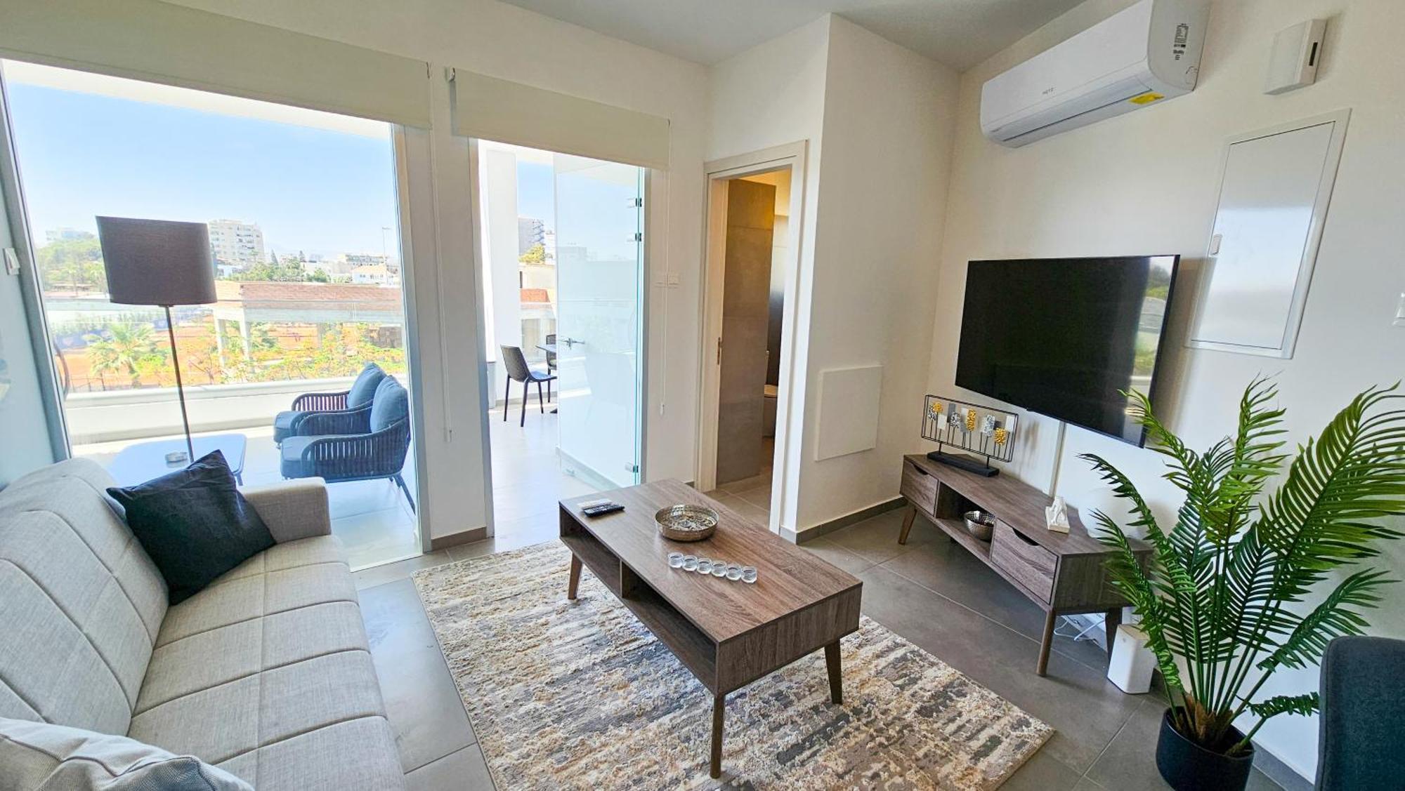 Sealife Citycenter Residences Larnaca Exterior photo
